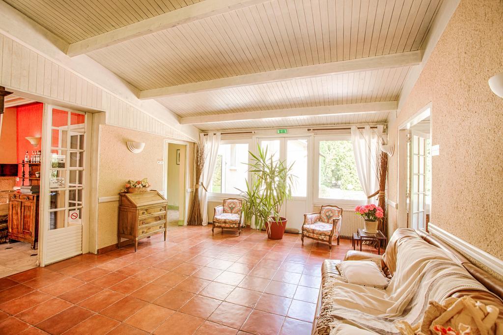 Logis Hotel Restaurant L'Ile De Sees Macé المظهر الخارجي الصورة