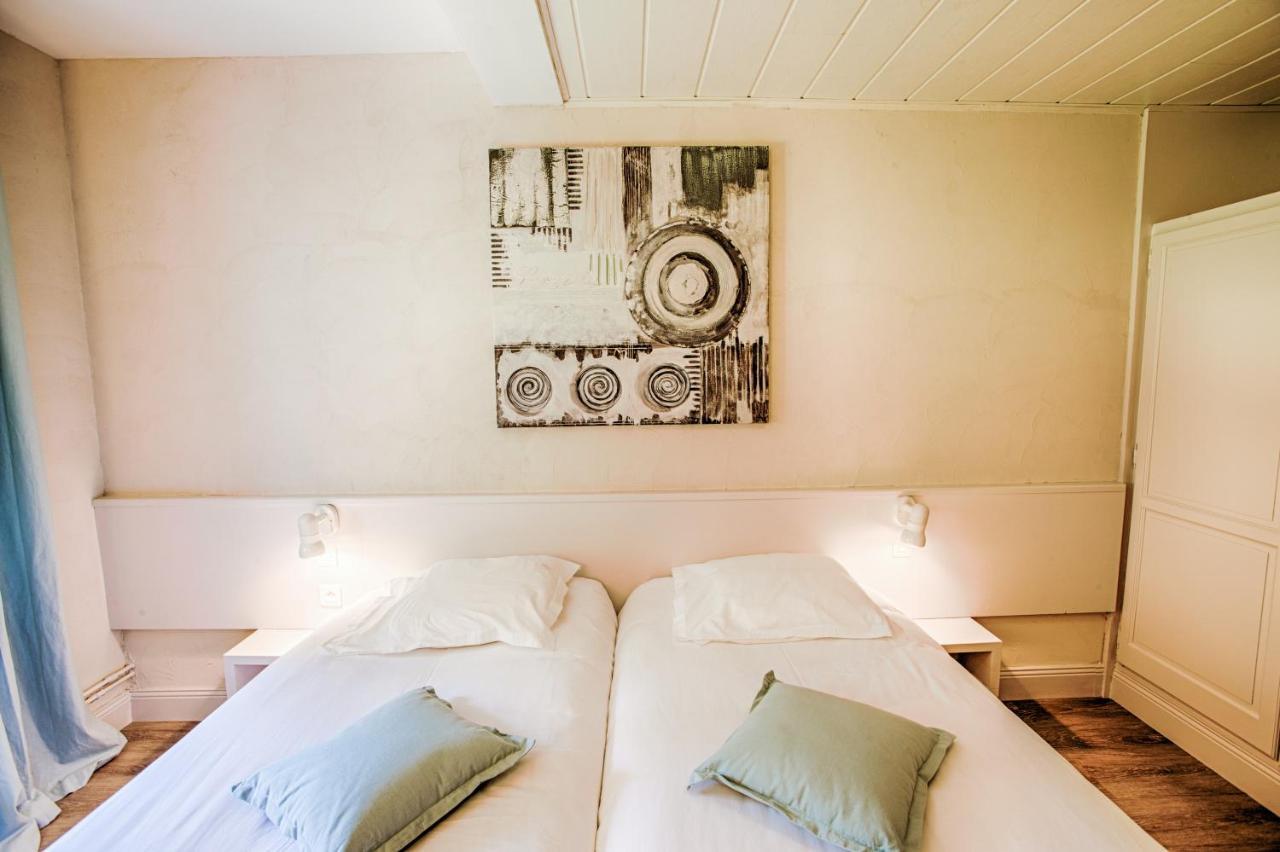 Logis Hotel Restaurant L'Ile De Sees Macé الغرفة الصورة